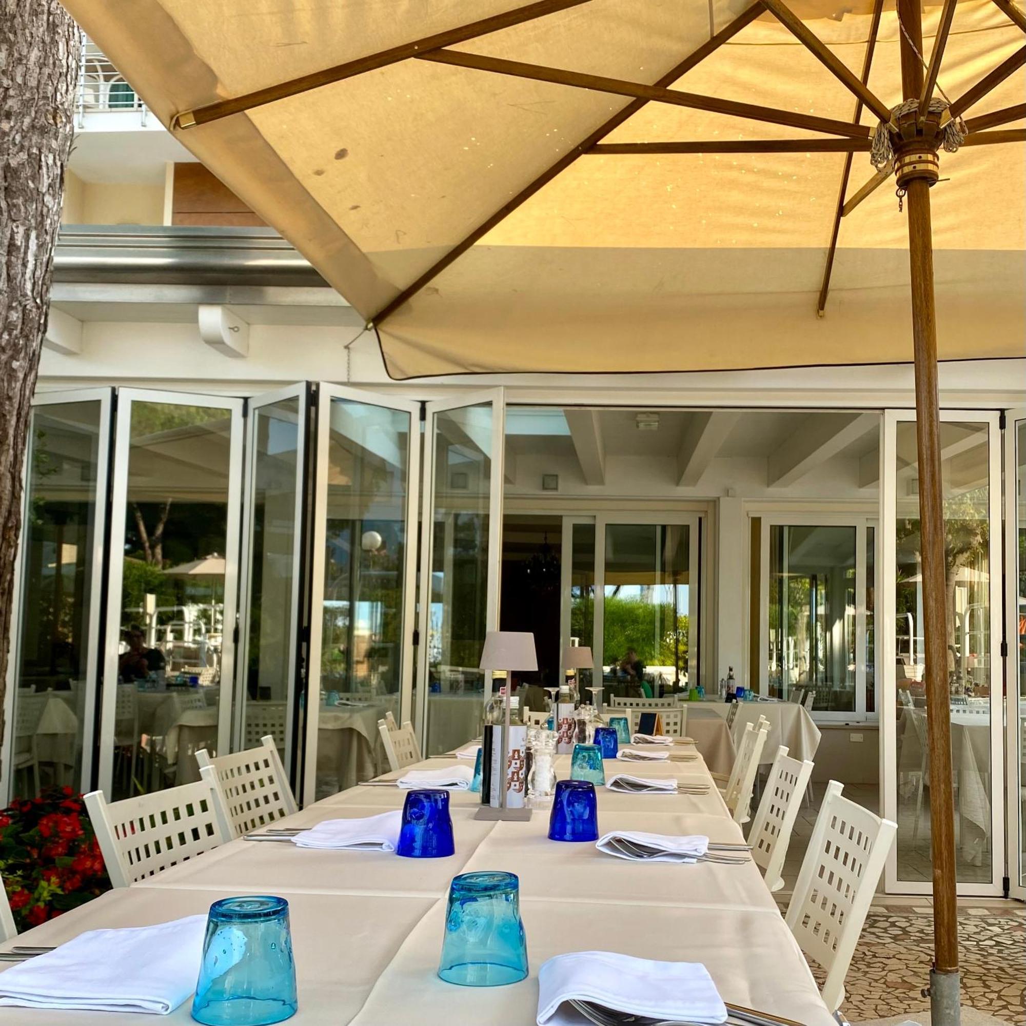 Hotel Franca 밀라노마리티마 외부 사진